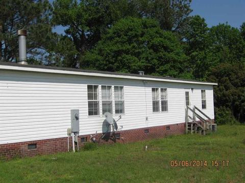 335 Gregory Fork Rd, Richlands, NC 28574 photo 2
