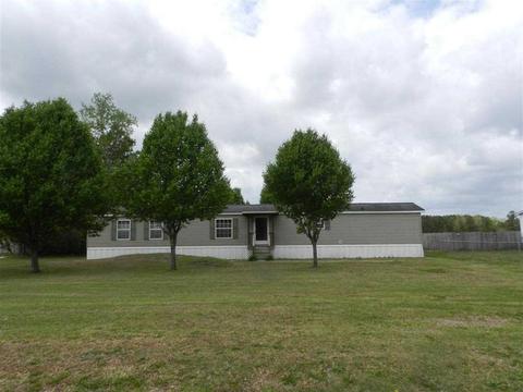 136 Cooper Rd, Richlands, NC 28574 photo 1