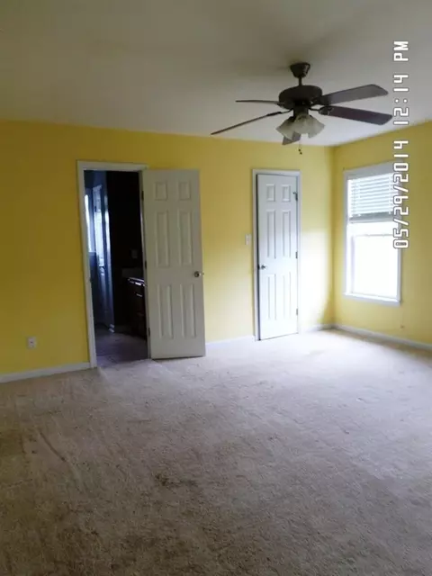 302 Brittney Ct, Maple Hill, NC 28454 photo 6