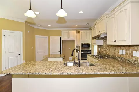 125 Iris Way, Hampstead, NC 28443 photo 12