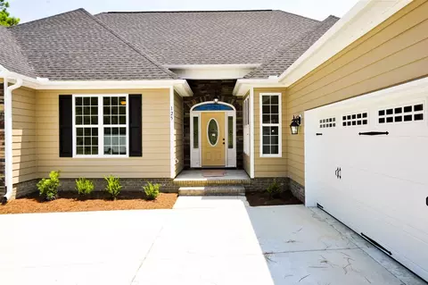 125 Iris Way, Hampstead, NC 28443 photo 3