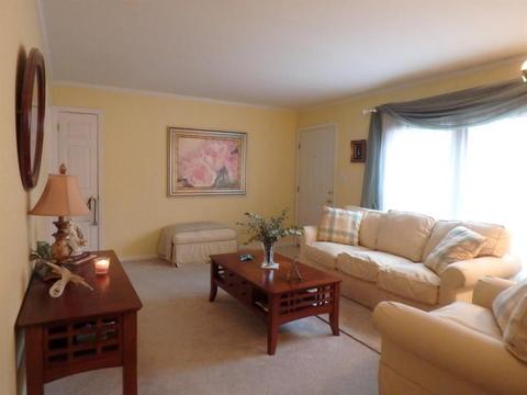 493 Groves Point Dr, Hampstead, NC 28443 photo 4