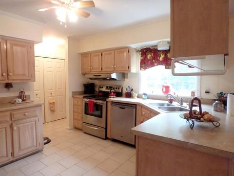 493 Groves Point Dr, Hampstead, NC 28443 photo 8