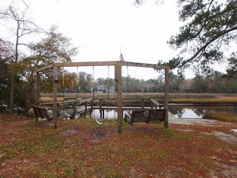 493 Groves Point Dr, Hampstead, NC 28443 photo 23