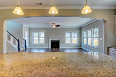 607 Dezi Ln, Hubert, NC 28539 photo 7