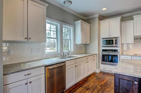 607 Dezi Ln, Hubert, NC 28539 photo 8