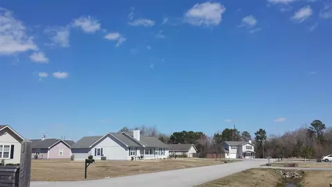 113 Daphne Dr, Hubert, NC 28539 photo 5