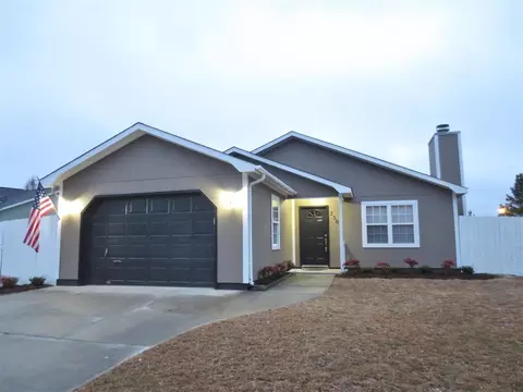 230 Parnell Rd, Hubert, NC 28539 photo 1