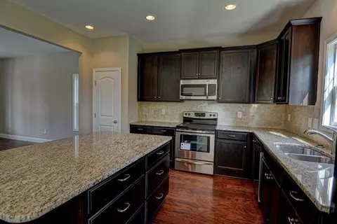 607 Mayapple Ln, Hubert, NC 28539 photo 6