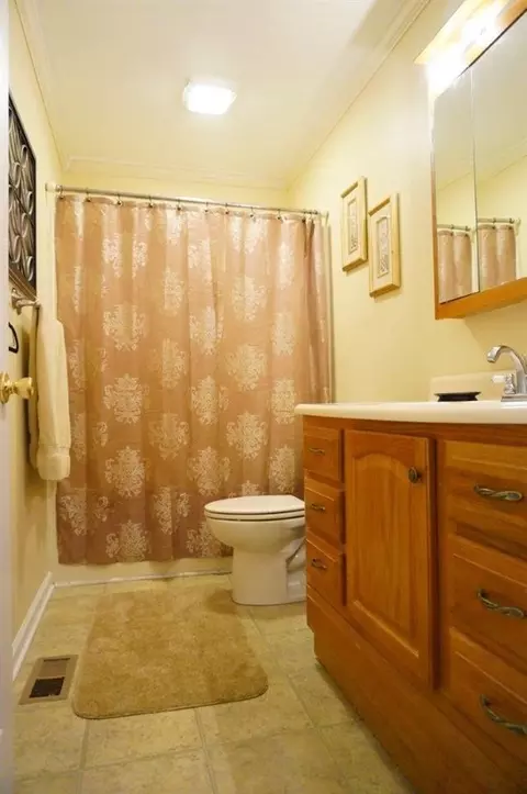 1204 Ormandy Ave, Jacksonville, NC 28540 photo 4