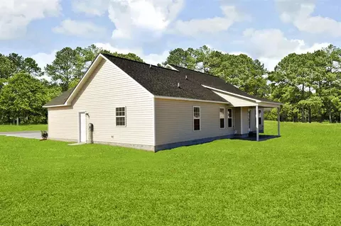 Undisclosed, Richlands, NC 28574 photo 6
