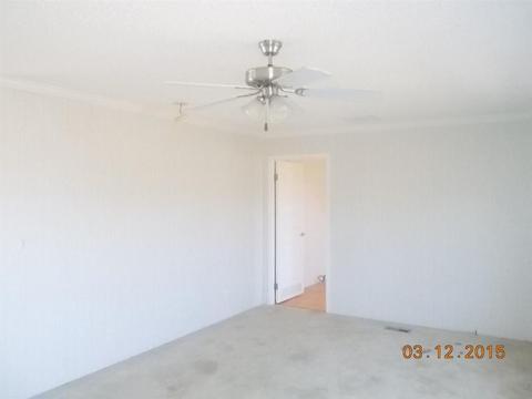304 Chickory Ct, Stella, NC 28582 photo 5
