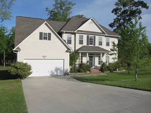 218 Middleridge Dr, Hubert, NC 28539 photo 1