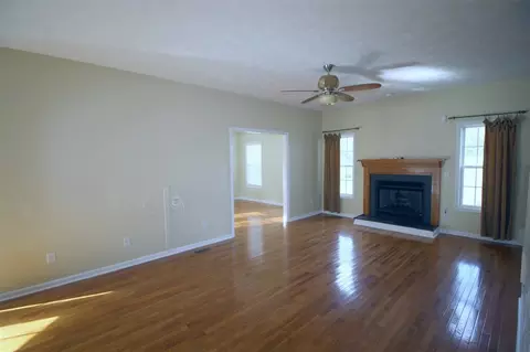 218 Middleridge Dr, Hubert, NC 28539 photo 9