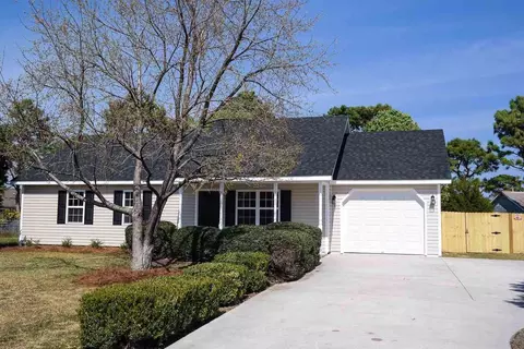 401 Hooks Ln, Hubert, NC 28539 photo 1