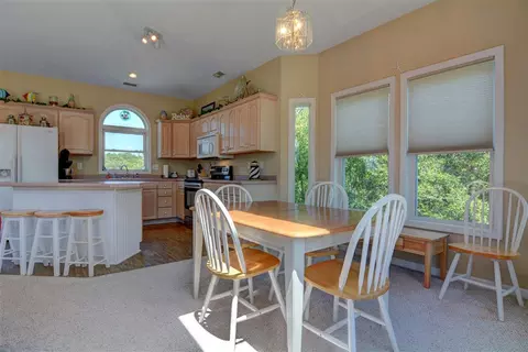 118 N Oak Dr, Surf City, NC 28445 photo 3