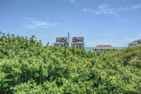 118 N Oak Dr, Surf City, NC 28445 photo 11