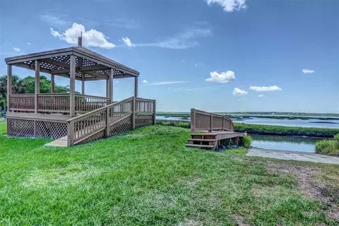 118 N Oak Dr, Surf City, NC 28445 photo 27
