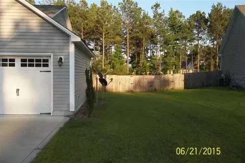 204 Peyton Pl, Maple Hill, NC 28454 photo 2