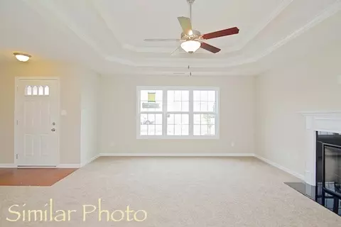 148 Cavalier Dr, Jacksonville, NC 28546 photo 3