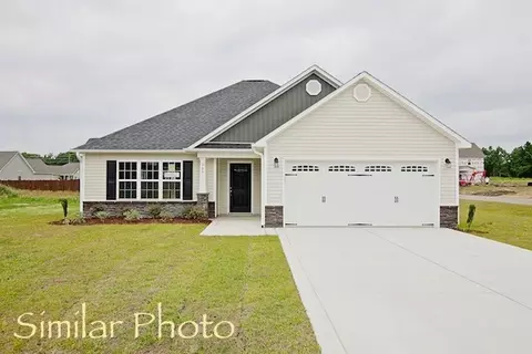 148 Cavalier Dr, Jacksonville, NC 28546 photo 1