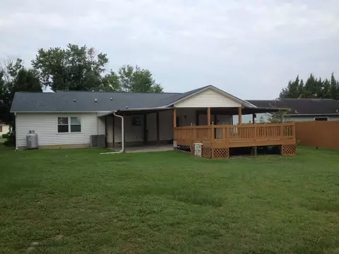 210 Cinnamon Dr, Hubert, NC 28539 photo 4