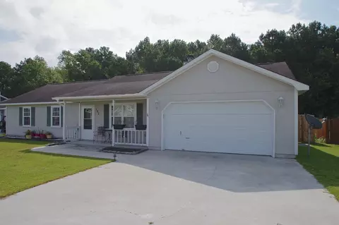 107 Daphne Dr, Hubert, NC 28539 photo 2