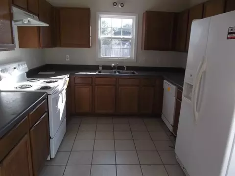 129 Spain Dr, Hubert, NC 28539 photo 3