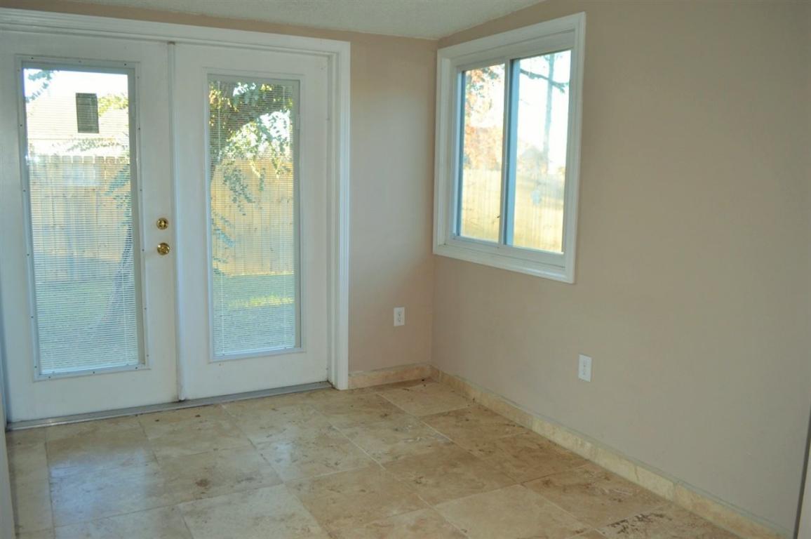 305 Crown Point Rd, Hubert, NC 28539 photo 5