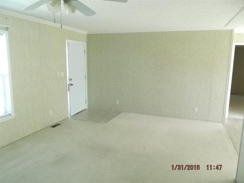 310 Chickory Ct, Stella, NC 28582 photo 3
