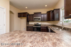 305 Mango Pl N, Hubert, NC 28539 photo 10