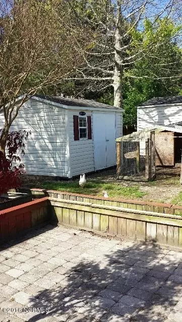210 Commons Dr S, Jacksonville, NC 28546 photo 38
