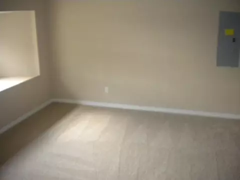 102 Curry Ct, Hubert, NC 28539 photo 3