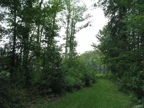 324 Blanchards Rd, Windsor, NC 27892 photo 2