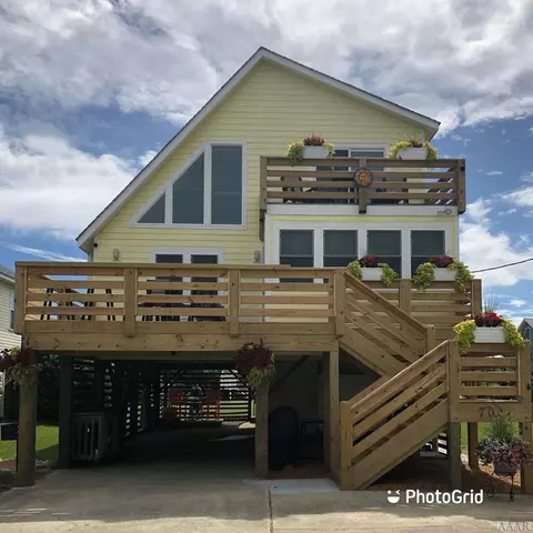 702 Memorial Blvd, Kill Devil Hills, NC 27948 photo 1