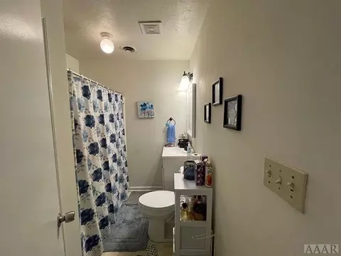 909 W First St, Kill Devil Hills, NC 27948 photo 13