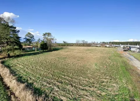 105 Fish Hawk Ln, Windsor, NC 27983 photo 3