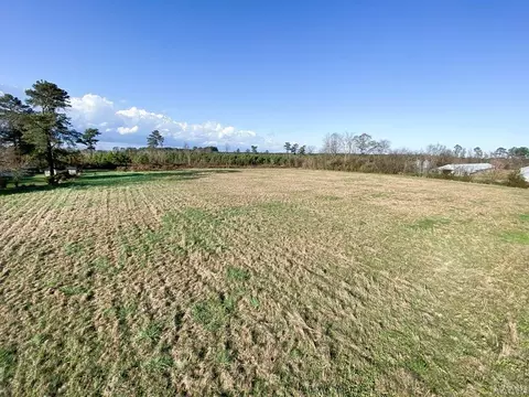 105 Fish Hawk Ln, Windsor, NC 27983 photo 2