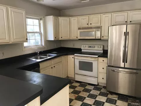 1604 Ketch Ln, Kill Devil Hills, NC 27948 photo 4