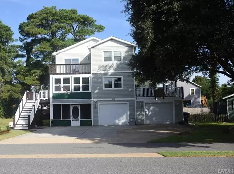 602 W First St, Kill Devil Hills, NC 27948 photo 2