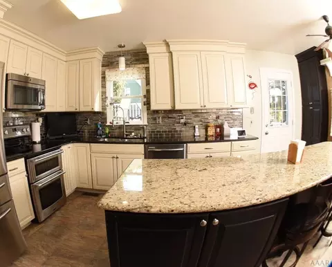 602 W First St, Kill Devil Hills, NC 27948 photo 5