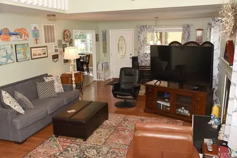 602 W First St, Kill Devil Hills, NC 27948 photo 10