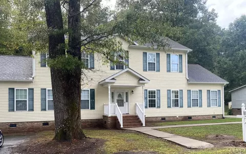 105 Dan St, Windsor, NC 27983 photo 1