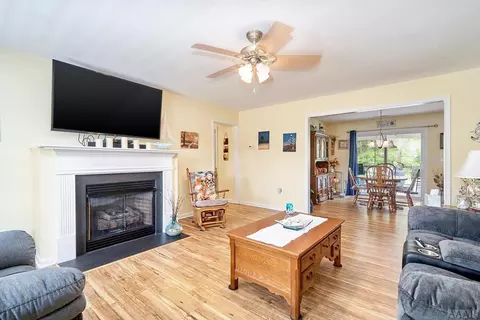 136 Lloyds Ln, Aydlett, NC 27916 photo 10