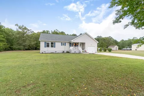 136 Lloyds Ln, Aydlett, NC 27916 photo 2