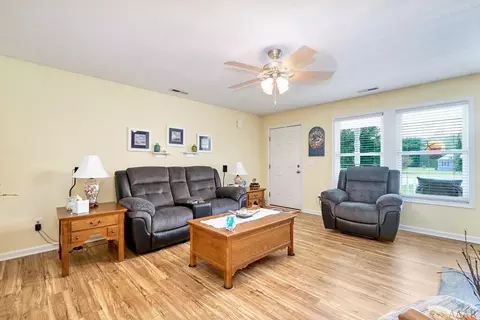 136 Lloyds Ln, Aydlett, NC 27916 photo 12