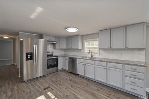 131 Robert Walker Rd, Moyock, NC 27958 photo 4