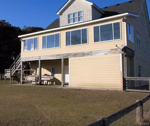 100 Queen Ct, Kill Devil Hills, NC 27948 photo 2