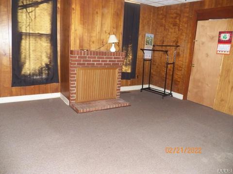 310 N King St, Windsor, NC 27983 photo 2