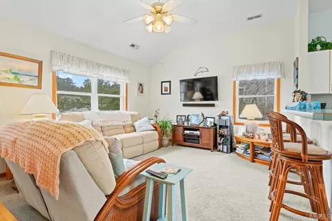 605 W Fourth St, Kill Devil Hills, NC 27948 photo 4